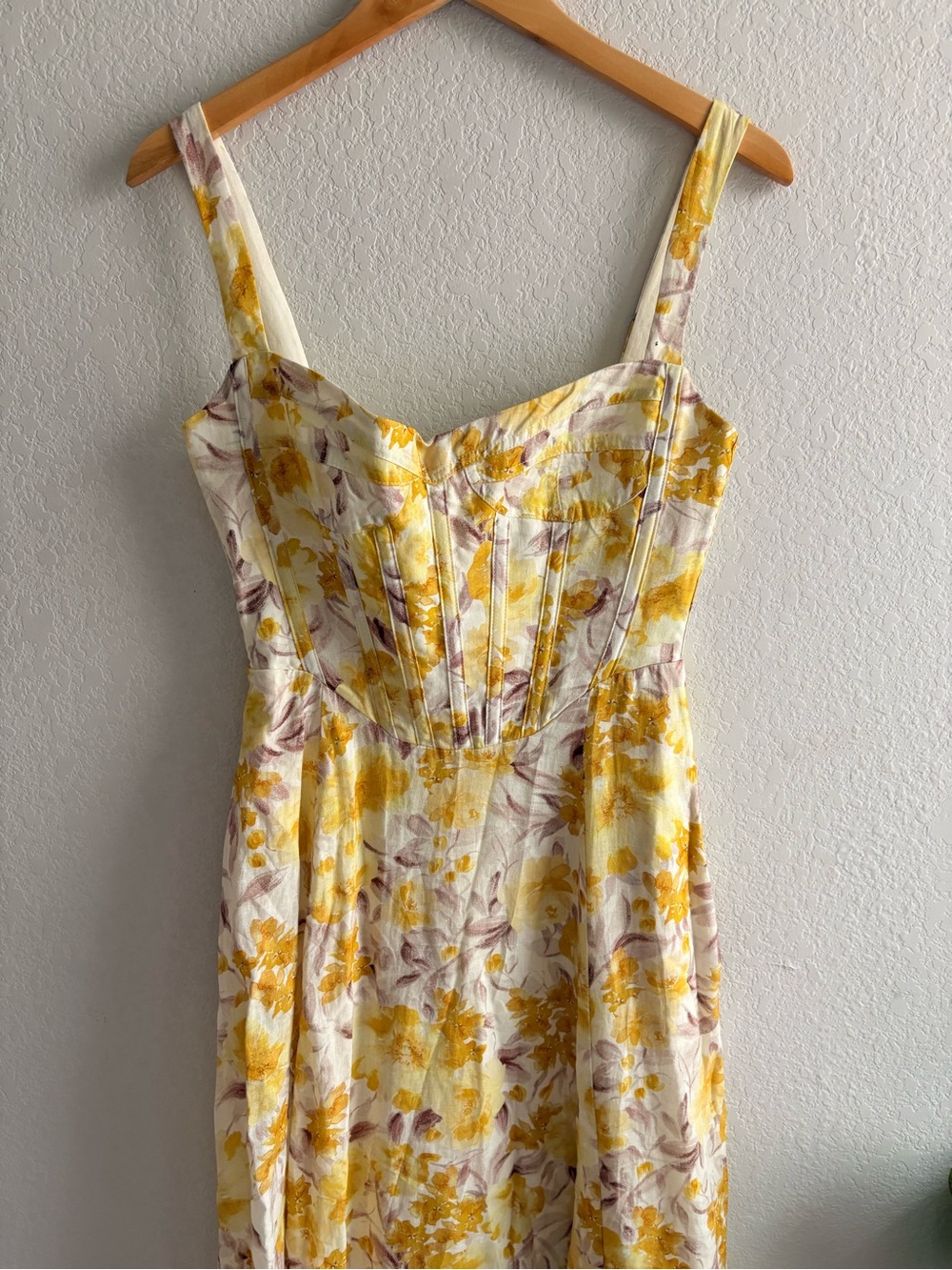Bardot Yellow Floral Midi Dress - Picture 2 of 11